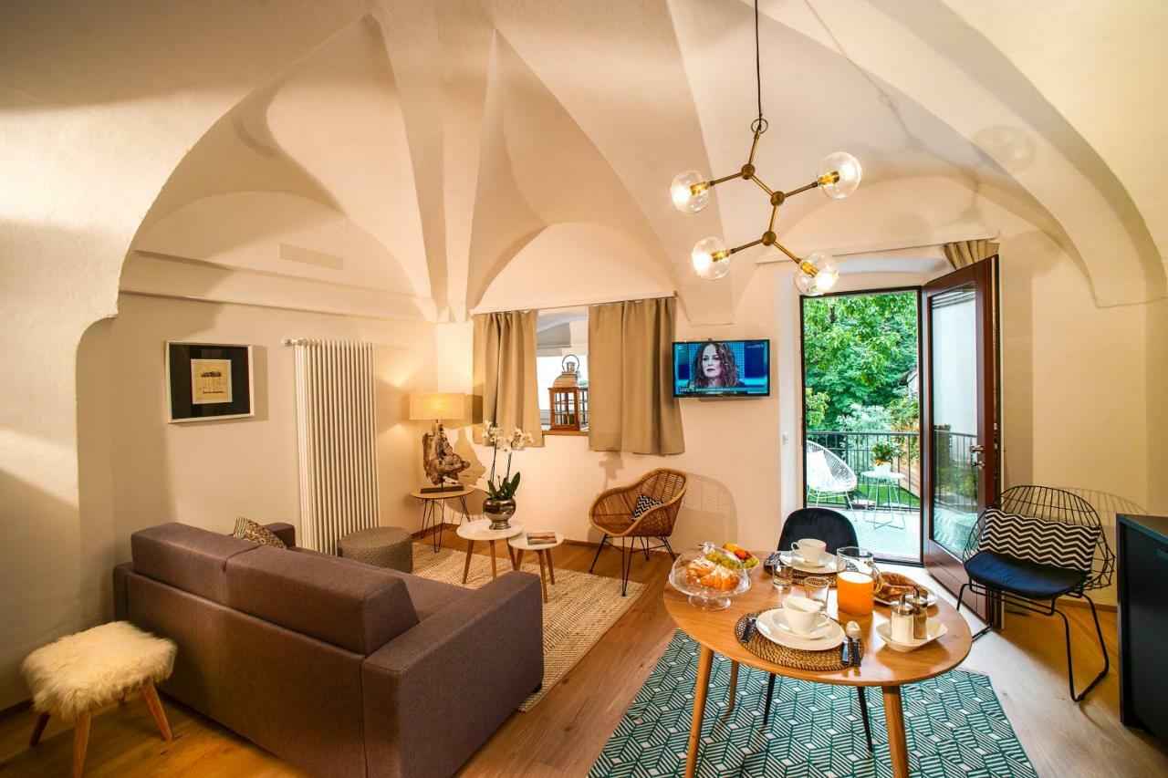 Palazzo Giani Apartment เคียเวนนา ภายนอก รูปภาพ