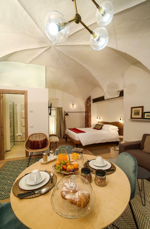 Palazzo Giani Apartment เคียเวนนา ภายนอก รูปภาพ